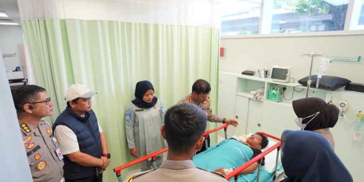 31 Korban Kecelakaan Bus di Tol Krapyak Semarang Menerima Santunan