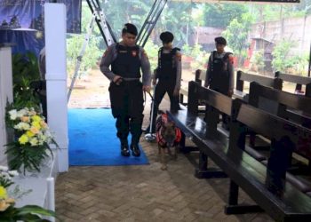 Keamanan Ibadah Natal 2024, Polres Pekalongan Lakukan Sterilisasi Gereja
