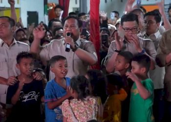 Pengungsi Merayakan Tahun Baru di Posko Batu Hula dengan Harapan Terus Mendapat Bantuan