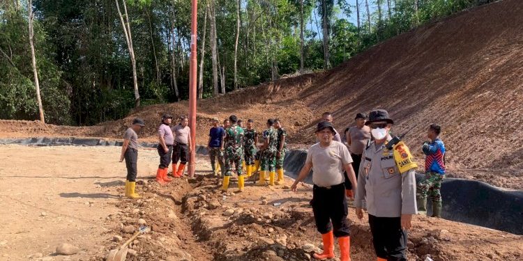 Polda Sumut Cepat Pulihkan Batang Toru Setelah Banjir dan Longsor, 61 Tenda Huntara Teraliri Listrik
