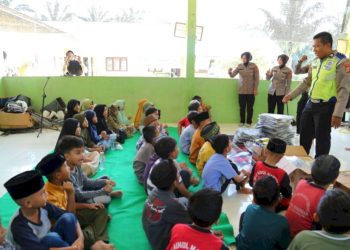 Kepedulian untuk Masa Depan Polri dan Universitas Jambi Bantu Pelajar Aceh Tamiang