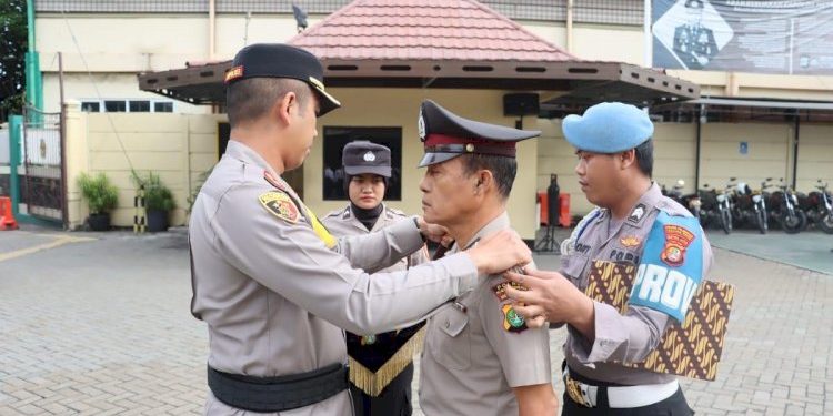Kenaikan Pangkat Pengabdian Sebagai Penghargaan Negara untuk Anggota Polri