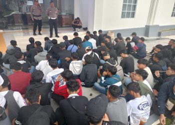 Larangan Suporter Tamu Diabaikan, Polresta Surakarta Amankan Ratusan Bobotoh di Solo