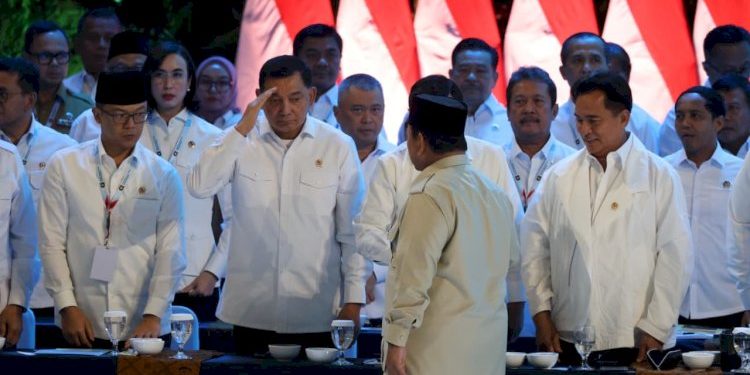 Prabowo Bahas Masalah Sampah di Rakornas Kepala Daerah: Sinergi Pusat dan Daerah Diperlukan